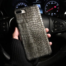 Load image into Gallery viewer, Luxury Retro 3D Crocodile Phone Case For iPhone.